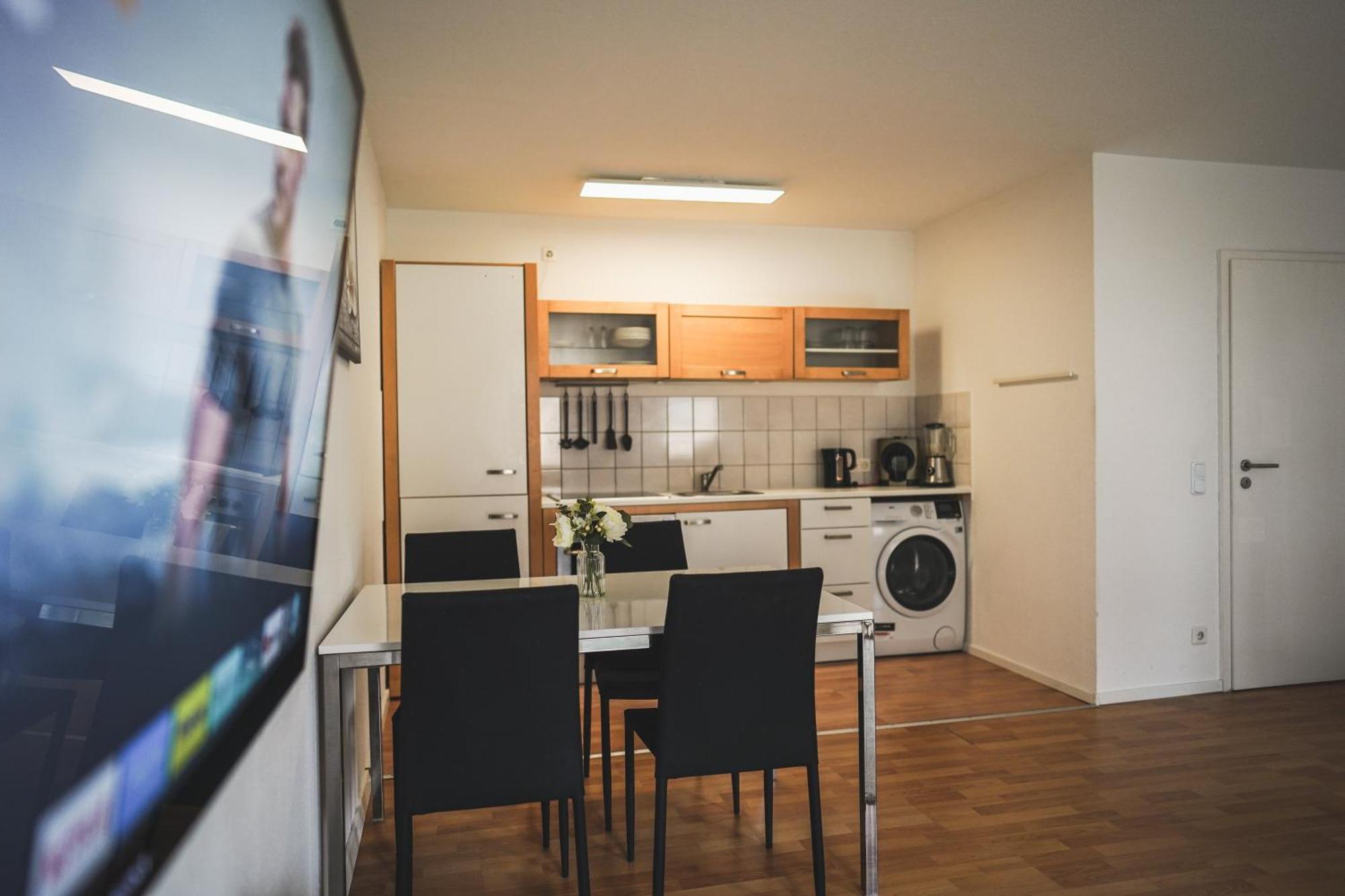 Moderne Ferienwohnung In Leimen Mit Balkon, Wehome Komfort Exterior foto