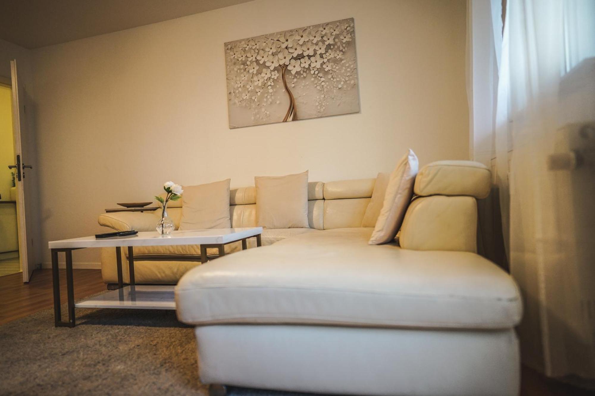 Moderne Ferienwohnung In Leimen Mit Balkon, Wehome Komfort Exterior foto